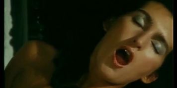 Retro German beauty toy fucking herself 