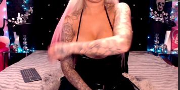 BlowME away this gorgeous blonde