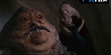 Carrie Fisher Sexy Scene  in Return Of The Jedi