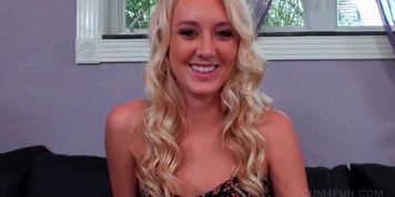 Blonde hottie plays with cunt and sucks dick in POV 
