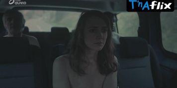 Dorothee Schoonooghe Breasts Scene  in Invisible