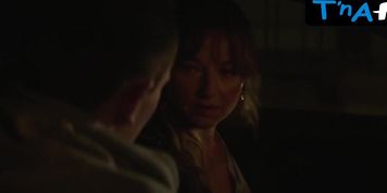 Andrea Braein Hovig Sexy Scene  in En Affaere