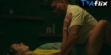 Samara Weaving Underwear Scene  in Smilf
