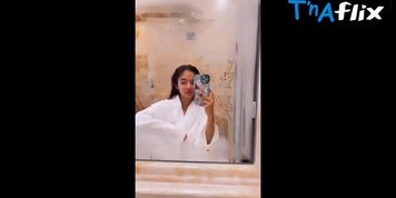 Anushka Sen Sexy Scene  in Anushka Sen Hot Sexy Bold At Italy
