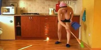 Busty lady in hot housekeeping