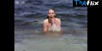 Kerstin Draeger Breasts,  Bikini Scene  in Rosamunde Pilcher