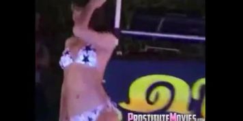 Thai Nude Model Stripdance in Stage
