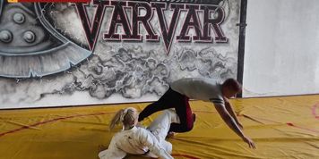 Ola Kicking &ndash; SelfDefense Part 2