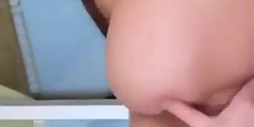 Duas putinhas se pegando