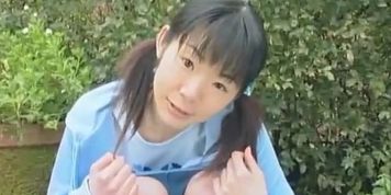 Japon Idol Undress and Expose Body Softcore