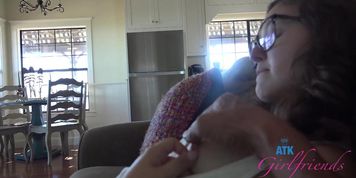 Vacation Sex With Amateur Girl Leana Lovings Giving An Epic Outdoor Blowjob G...