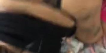 Morena tatuada le encanta que la pongan en 4 (Maynara Anjos)