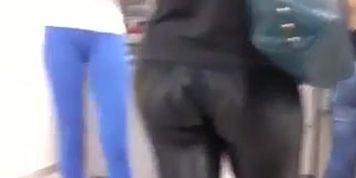 Gostosa de suplex na fila bunda mais linda do mundo