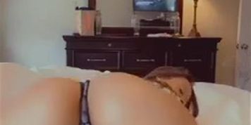 Emma D (Tenille Dashwood)