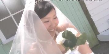 Japanese bride, Emi Koizumi cheated after the wedding ceremo