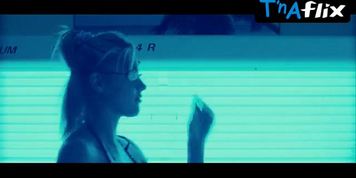 Teresa Palmer Bikini Scene  in Take Me Home Tonight