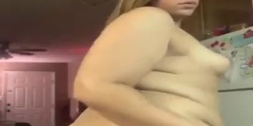 Twerking in the kitchen 
