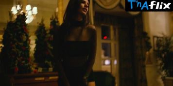 Emily Ratajkowski Sexy Scene  in We Are Your Friends