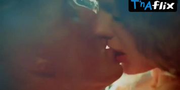 Karina Razumovskaya Sexy Scene  in Mazhor