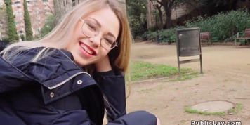 Blonde in pantyhose fucks in bushes