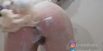 delicious rolls in the bathroom foam