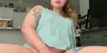 Slutty Pawg Masturbating