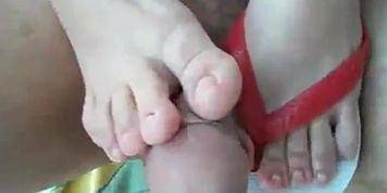 natural toes footjob havaianas