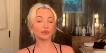 Lindsey Pelas Livestream (Iva Zan)