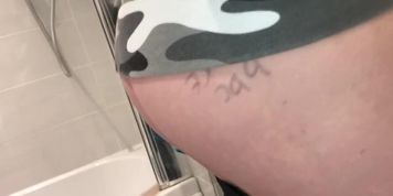 Sissy femboy reveals what&rsquo;s under her pants