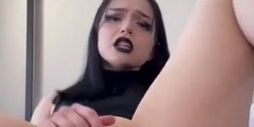 queennephilim solo masturbation