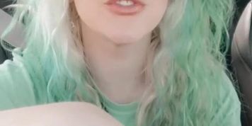 Singing along to silly songs ?? by thesarahgracie from OnlyFans | Coomer