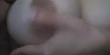 rica mujer tetona (Hermosa)