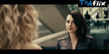 Erin Moriarty Sexy Scene  in The Boys