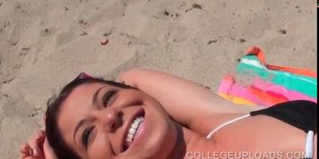 Sensual teen takes cock for a blow in the car