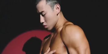 Nipple play in the studio with jerk off