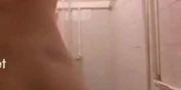 big ass iranian in bath