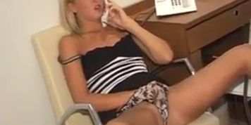 WIFE ON PHONE SEX HUBBY