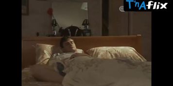 Emiliya Spivak Sexy Scene  in Chasy Lyubvi