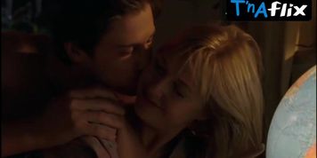 Katharina Bohm Sexy Scene  in Zu Schon Fur Mich
