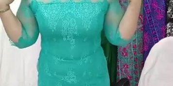 wahwah Aung puffy pussy bumpy