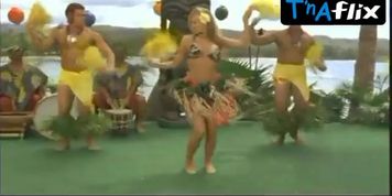 Carmen Electra Bikini Scene  in Baywatch: Hawaiian Wedding
