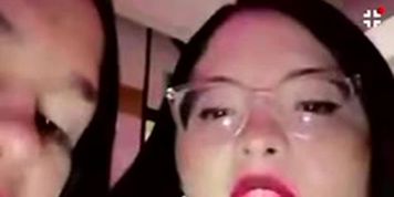 3 sexy Columbians girls watch ans flash for co ...