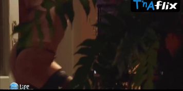 Elena Biryukova Underwear Scene  in Idealnaya Zhena