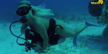 Jenny Ss Diving
