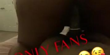 THICK EBONY RIDING BBC onlyfans @mamajayyy