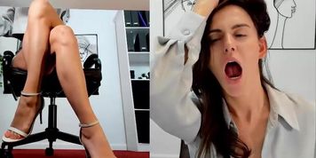 LJCHAT LEGSWATTITUDE 20250527P01 BEST GREY MINISKIRT AND TAN PANTIES TEASING AND MASTUR.mp4