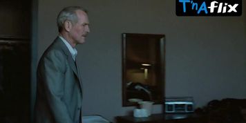 Mary Elizabeth Mastrantonio Breasts,  Bush Scene  in The Color Of Money