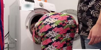 Crystal Lust Fucking Stuck Stepmother In The Washing Machine - Nick Big Ass (Katarina Rina, Nick Ross)