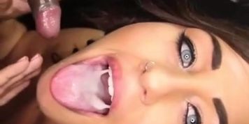 Who&rsquo;s is she name? (Bailey Jay)