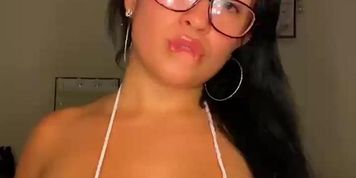 Elizabeth Pelayo Huge Boobs Of 3
